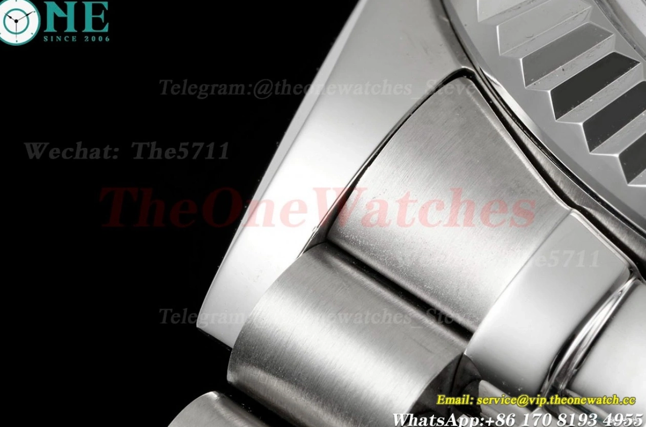 A9001 Stk SS  Jubilee FNF SkyDweller Blue 326934 SS 42mm 0430